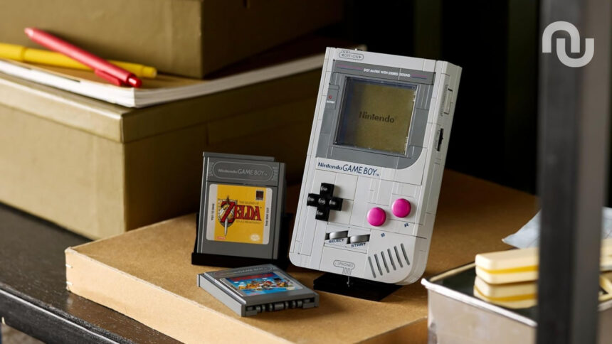 Lego Game Boy.jpg