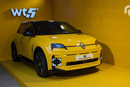 Renault Etech Paris.jpg