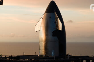 Starship Etage.jpg