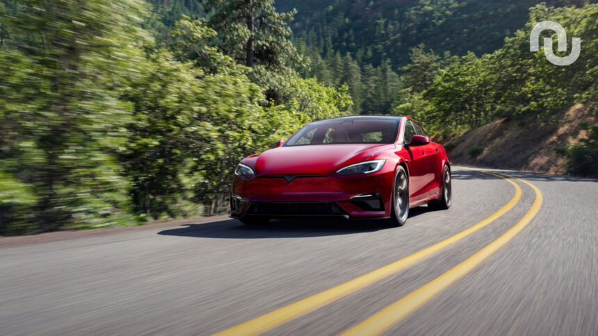Tesla Model S Restyle 1.jpg