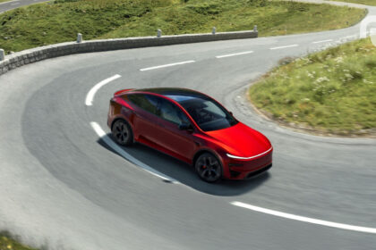 Tesla Model Y Performance 1.jpg