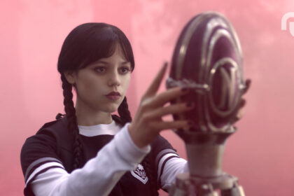 Wednesday N S2 E3 02r.jpg