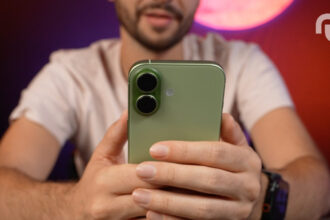 Iphone 1.jpg