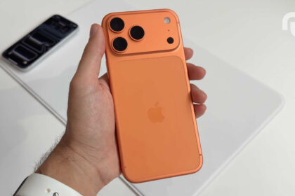 Iphone Pro Orange Coor.jpg