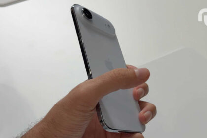 Iphone Air Side.jpg