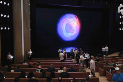 Iphone Keynote.jpg