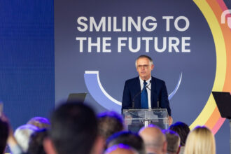 Carlostavaresstellantisceo 1.jpg