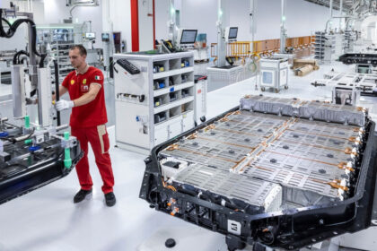 Ferrari Elettrica Une.jpg