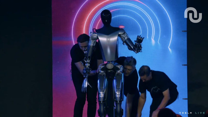 Optimus V2 Tesla Ai Day.jpg