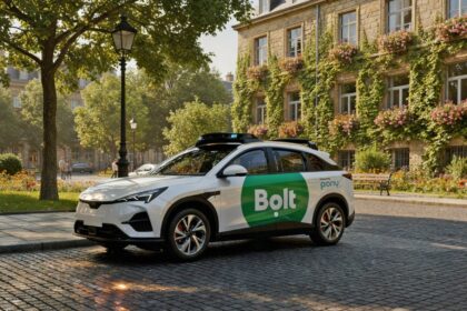 HMSUDSHLTBHWLGAURGLCQX6 AJU.jpg