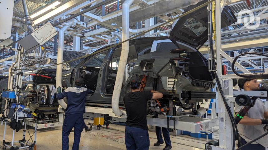 Citroen C5aircross Usine.jpg