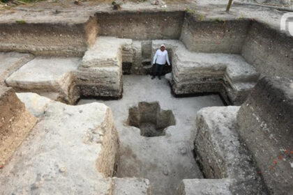 Low Res Cruciform Cache After Excavation Cache Nr10 Photo By Inomata.jpg