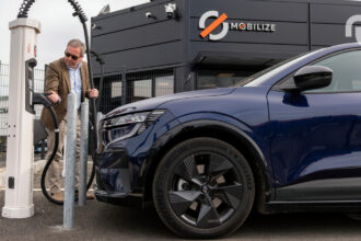 Mobilize Fast Charge Lormont 1.jpg