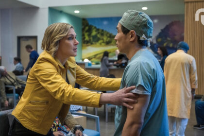 Pluribus Photo 010103.jpg