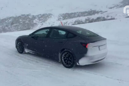 Tesla Neige2.jpg