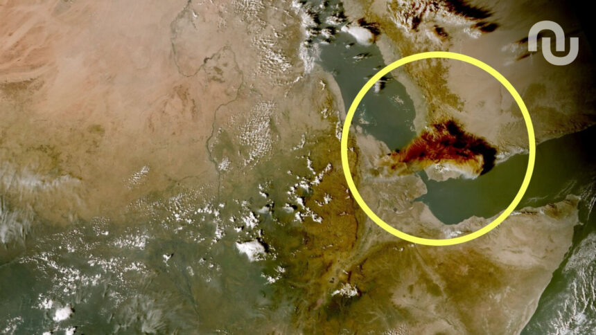 Volcan Hayli Gubbi Eruption.jpg